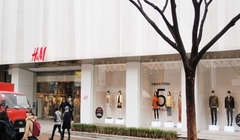 02 HM - 눈스퀘어 외부